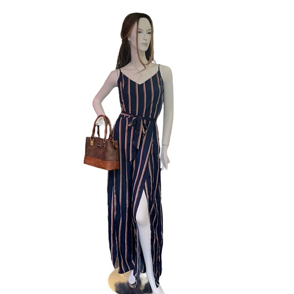 Thread Story Jumpsuit W/Over Lap Pant Leg,Woman’s Size L, Front Tie Up Belt, NWT - Picture 3 of 12